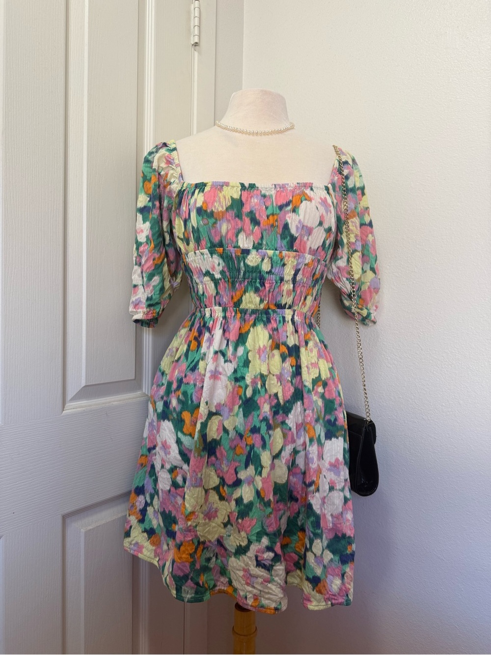 Square-Neck Puff Sleeve Floral Dress in Multi-Color